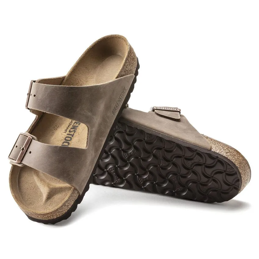 Arizona Classic Footbed Sandal in Tobacco Brown Oiled Leather