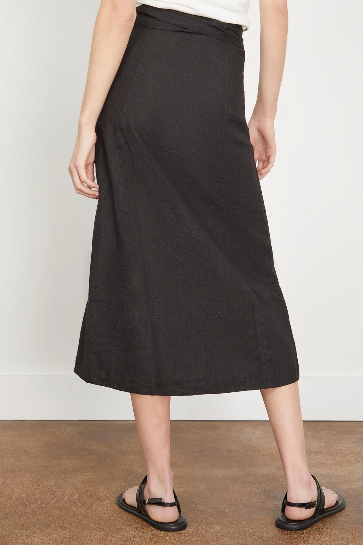 De Vera Wrap Skirt in Black