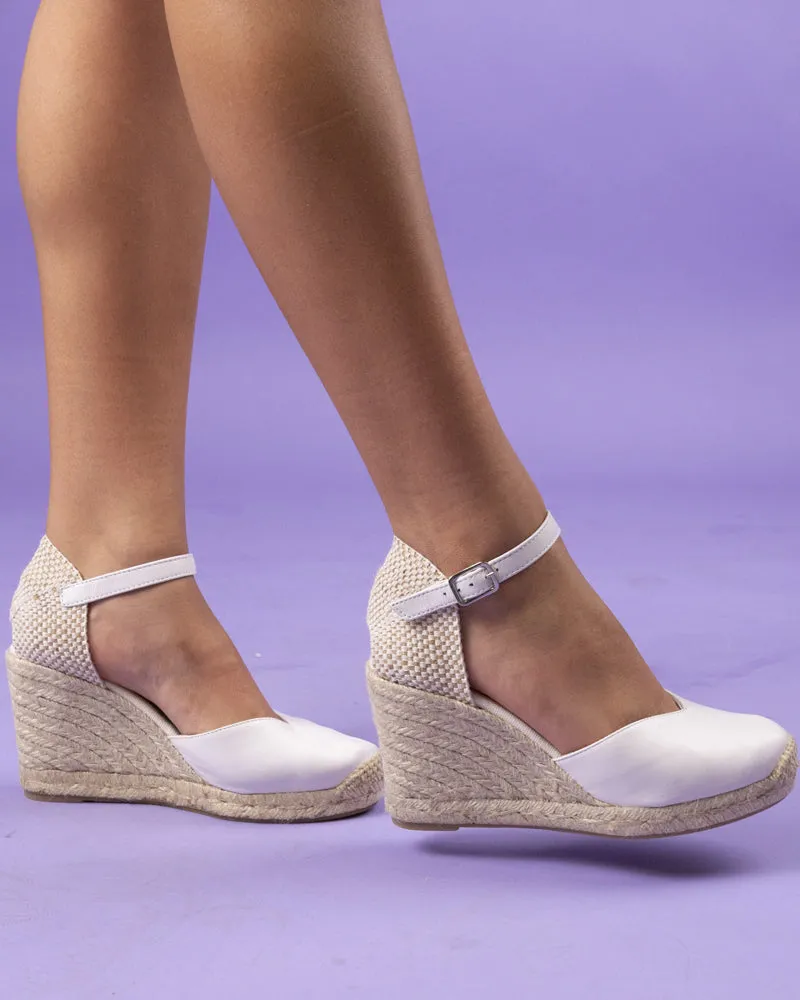 Roberta Off White Canvas