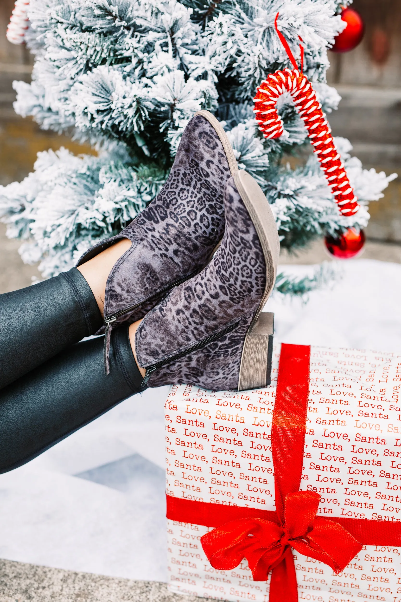 Very G Devine Faded Grey Leopard Ankle Booties